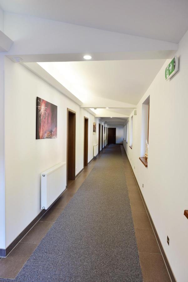 Ubytovani Skipot Apartment Potucky Exterior photo