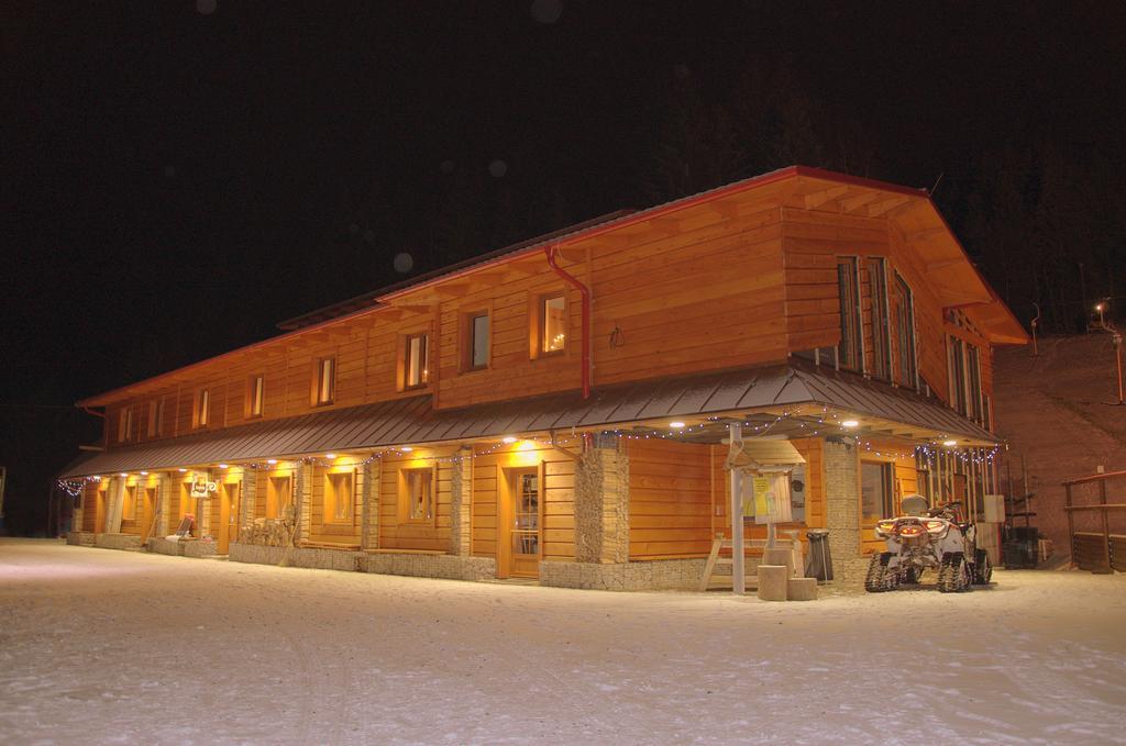 Ubytovani Skipot Apartment Potucky Exterior photo